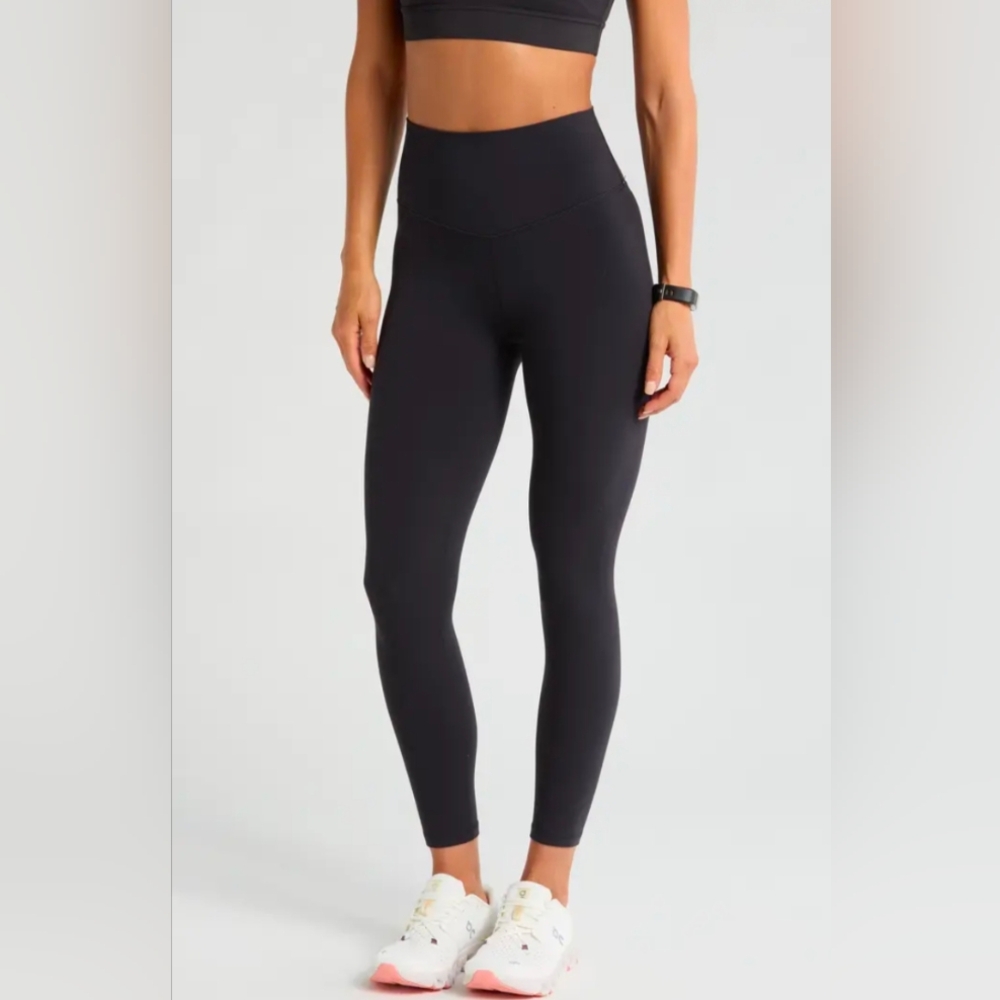 NWOT Studio Luxe High Waist 7/8 Leggings Zella - Nordstrom size Medium